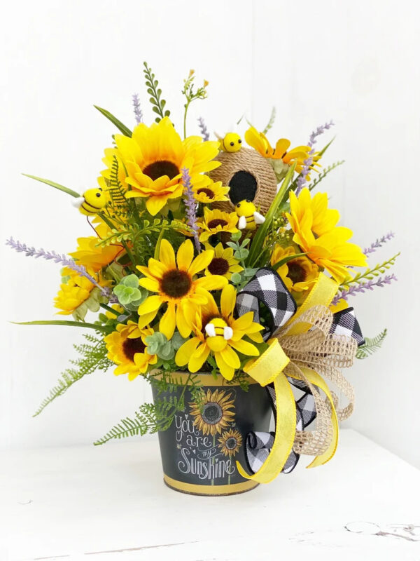 Sunflower Centerpiece Arrangement, Sunflower Porch Decor, Sunflower Floral Decor, Bumble Bee Centerpiece, Farmhouse Sunflower Home Decor